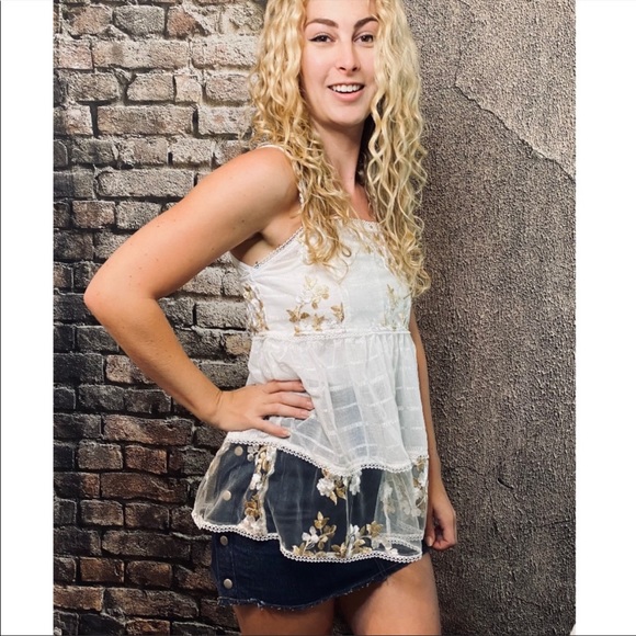 POL Tops - POL Embroidered Tank Top